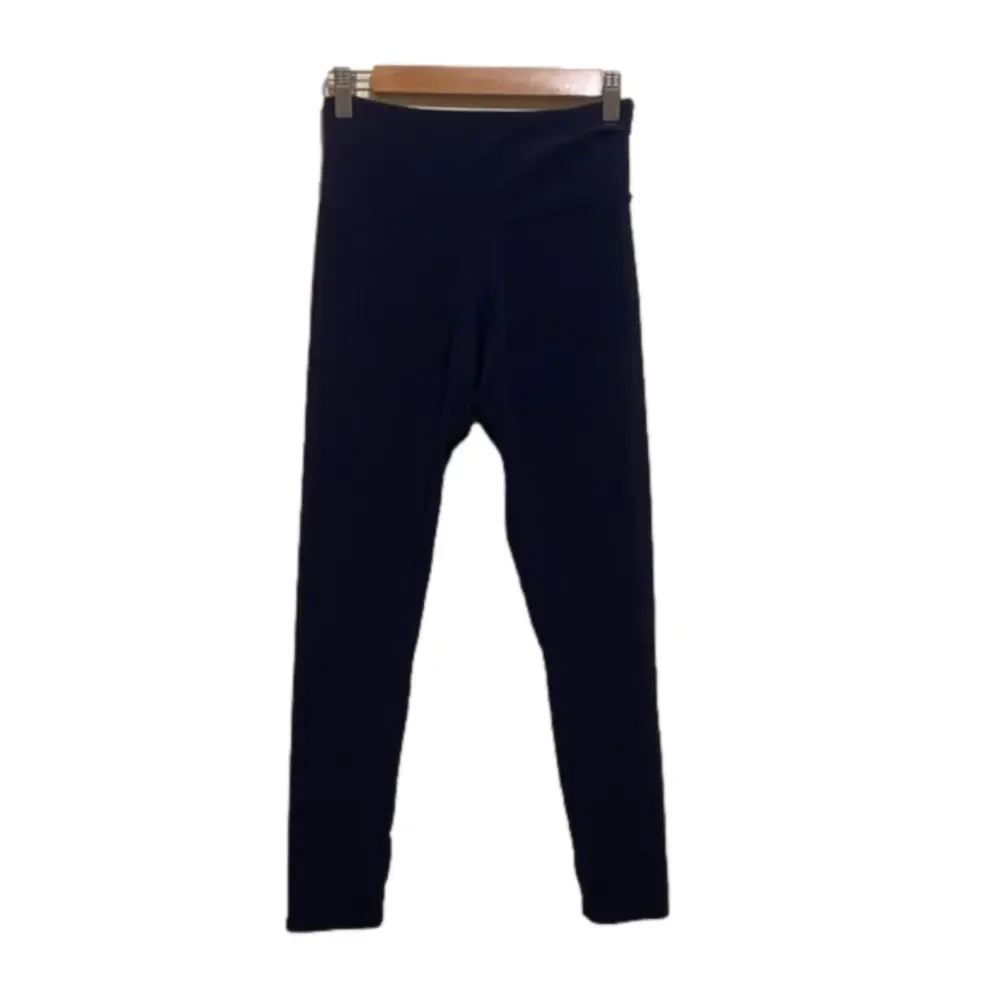 ONZIE Flow Revolve navy leggings . Size S. Very good condition